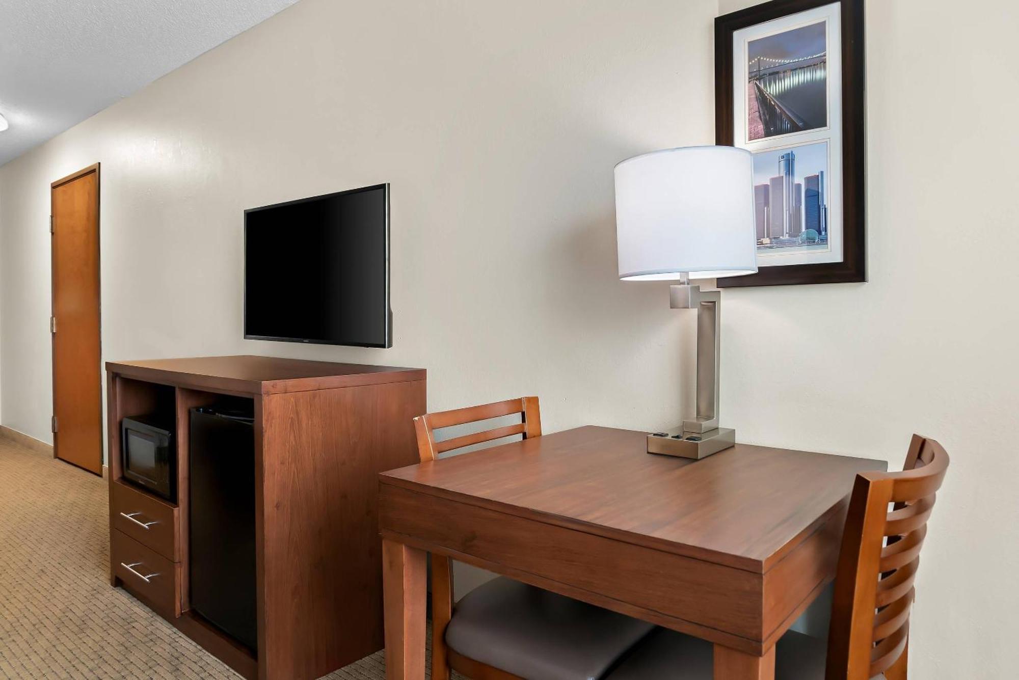 6 Smart Comfort Inn Hotels in Michigan Worth Booking