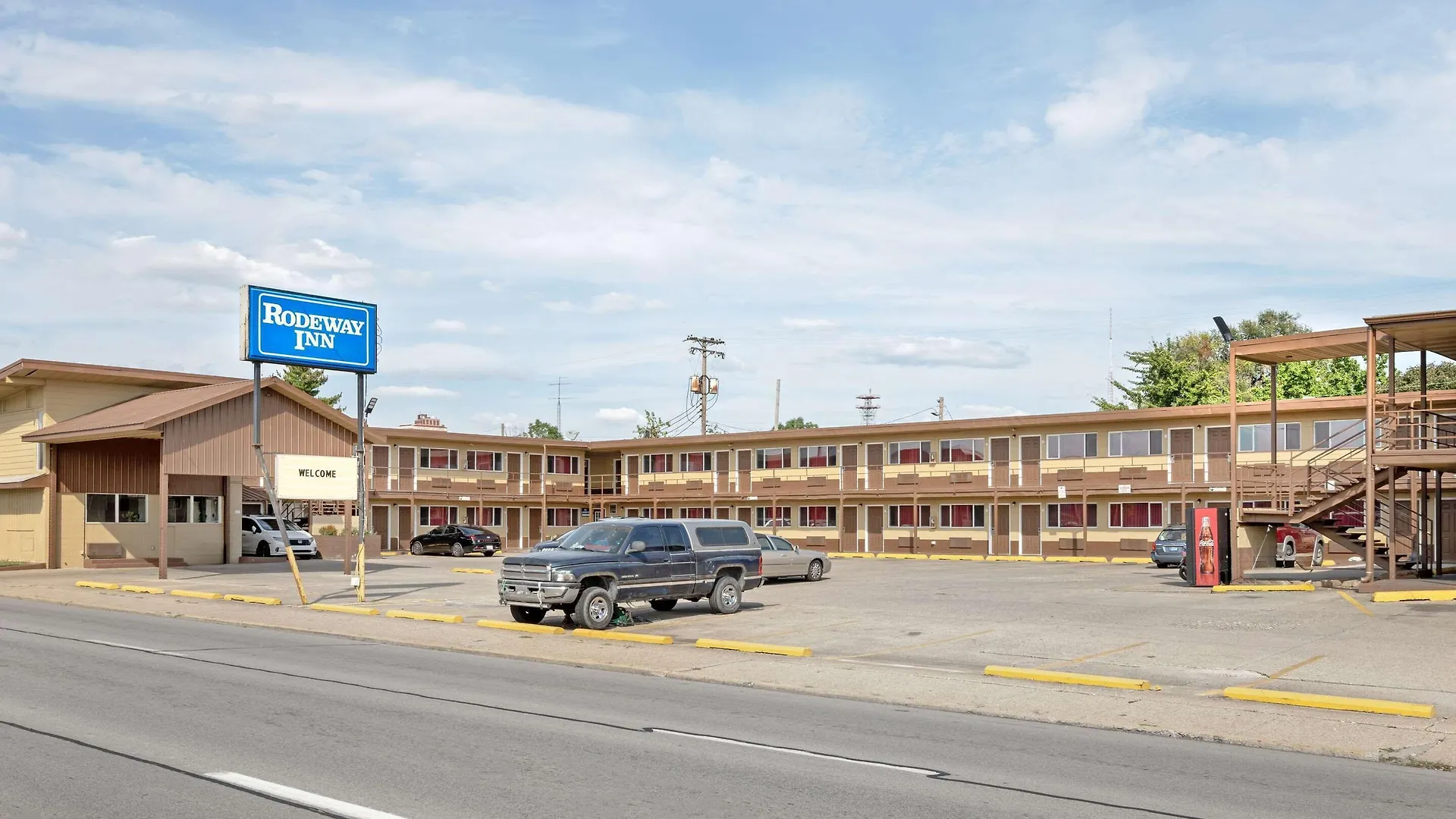6 Affordable 2-Star Hotels Close to Eugene V Debs Museum