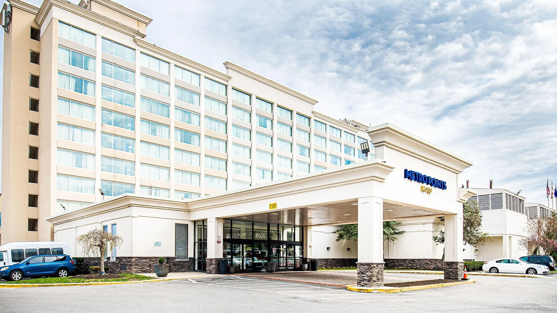 9 Smart Business Hotels Near Kagle Tract Recreation Center