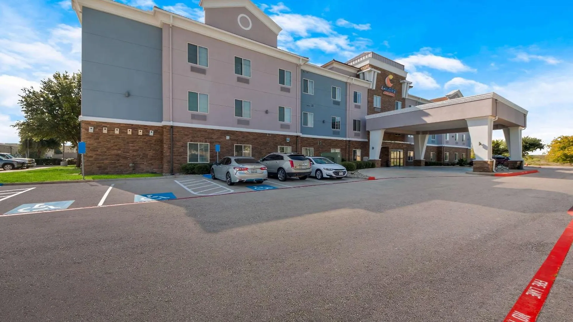 15 Texas Hotels Worth Booking Across the Lone Star State