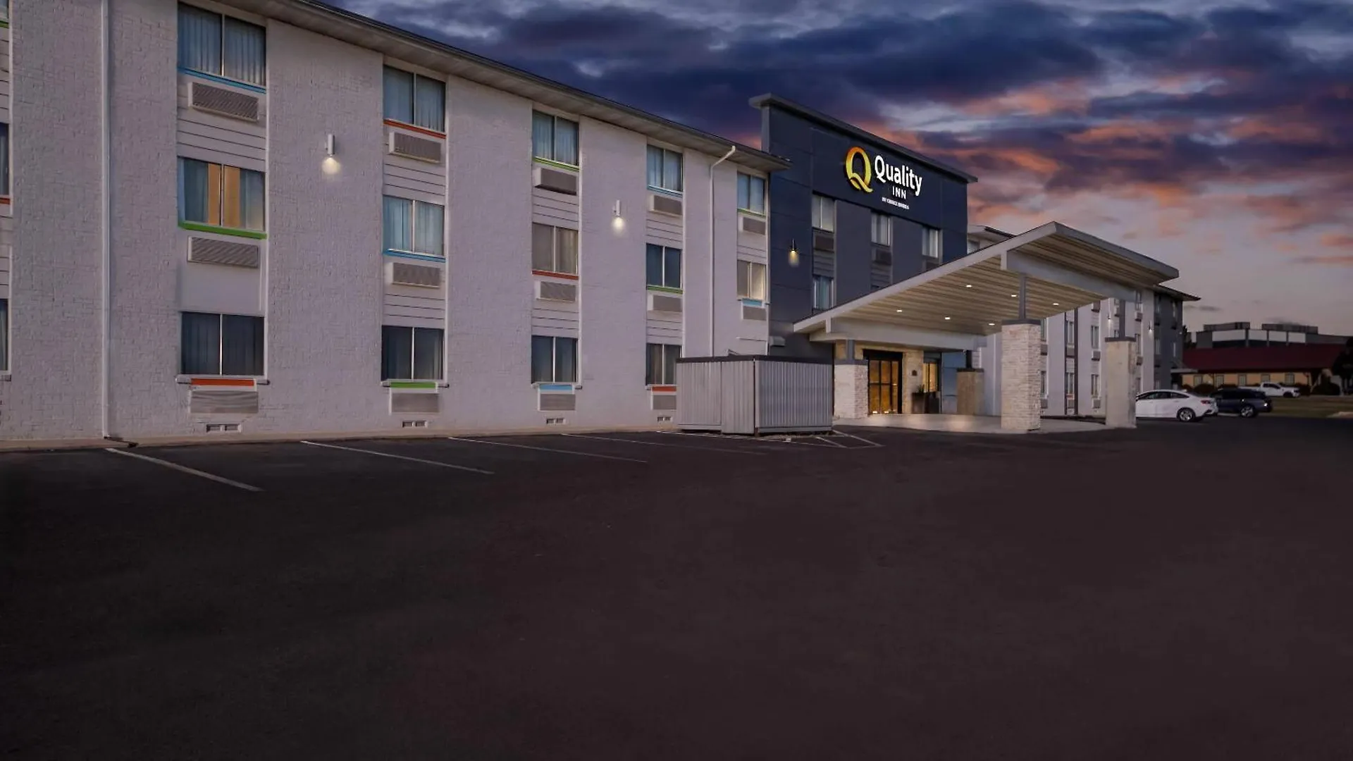 4 Smart Budget Hotels Near Golden Triangle Mall Worth Booking